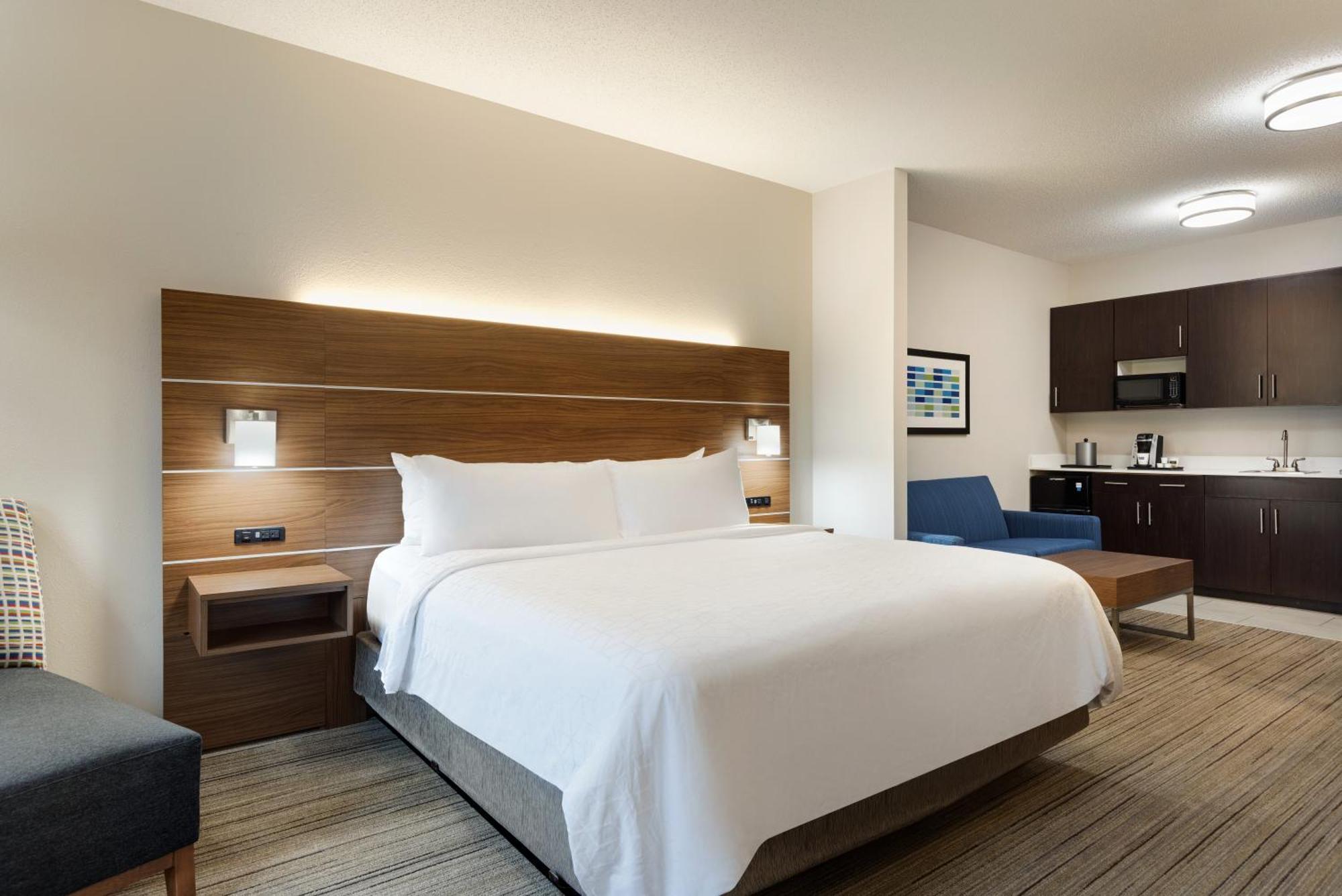 Holiday Inn Express Hotel & Suites Opelika Auburn By Ihg Екстер'єр фото