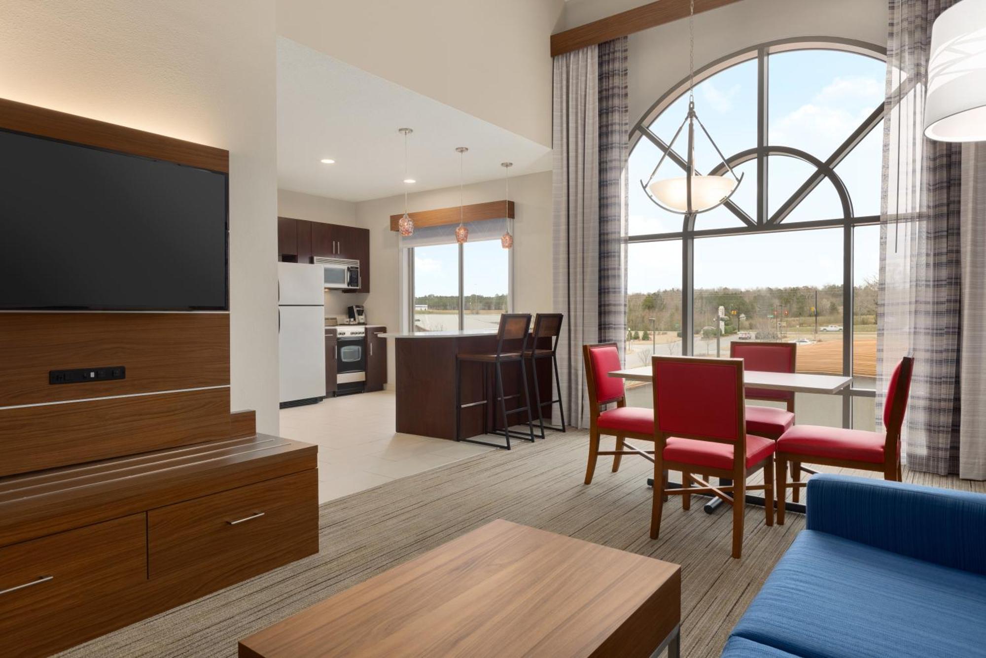 Holiday Inn Express Hotel & Suites Opelika Auburn By Ihg Екстер'єр фото