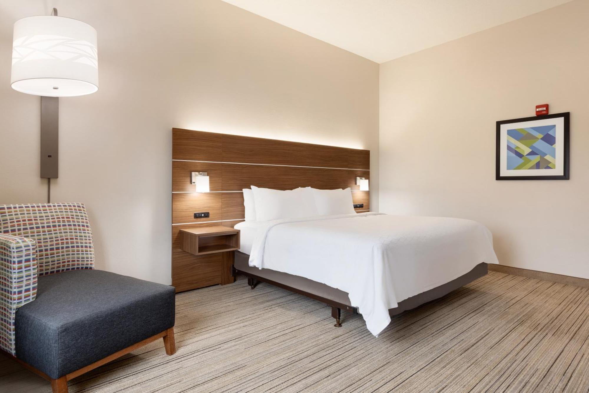 Holiday Inn Express Hotel & Suites Opelika Auburn By Ihg Екстер'єр фото