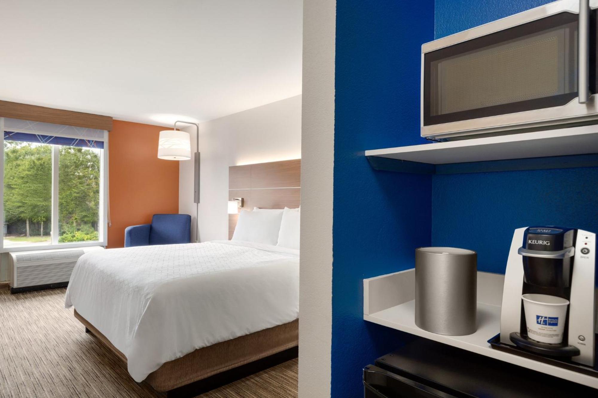 Holiday Inn Express Hotel & Suites Opelika Auburn By Ihg Екстер'єр фото